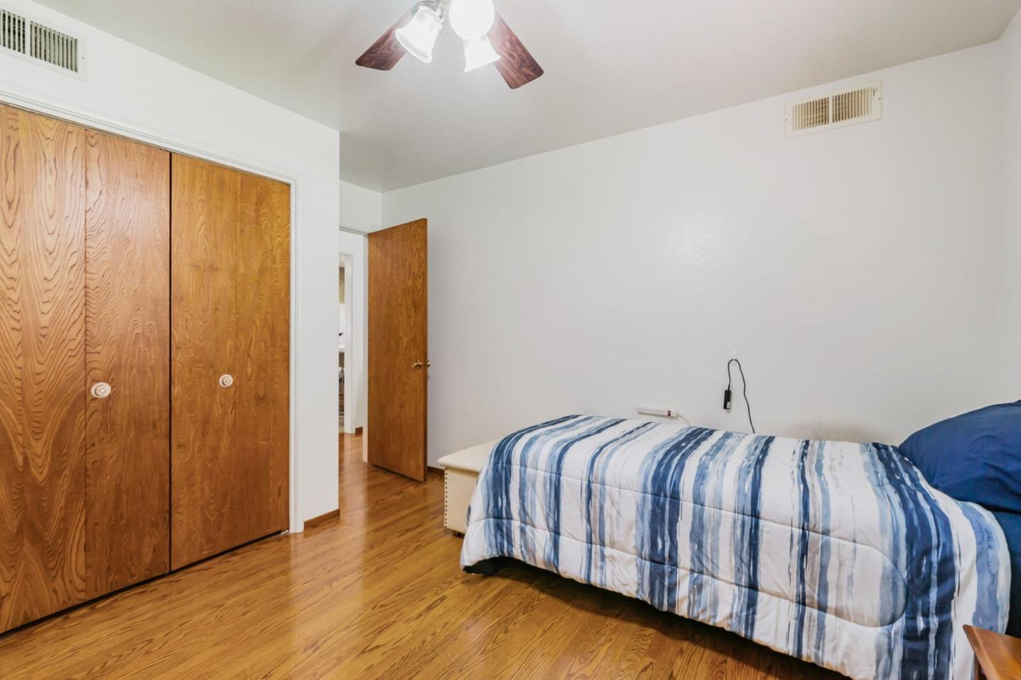 Detail Gallery Image 24 of 44 For 501 Lindley Dr, Antioch,  CA 94509 - 3 Beds | 2 Baths