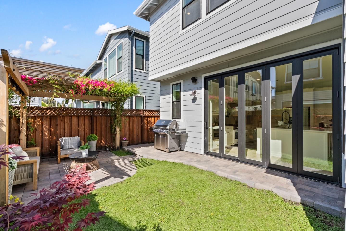 Detail Gallery Image 32 of 70 For 709 Valonia Oak Ter, Sunnyvale,  CA 94086 - 4 Beds | 4/1 Baths