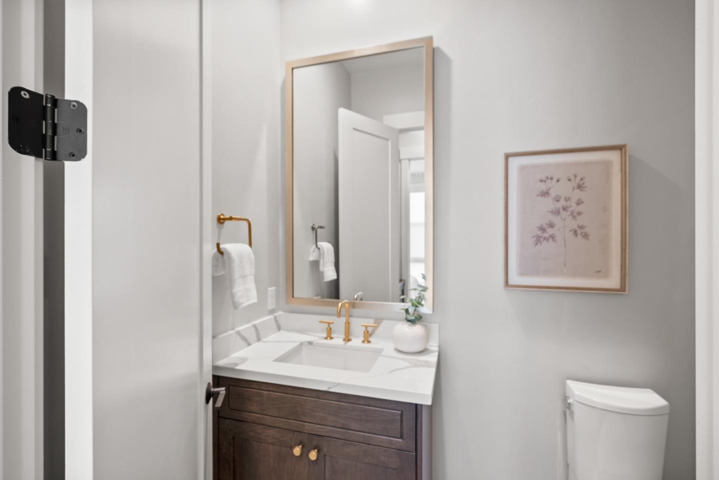 Detail Gallery Image 33 of 70 For 709 Valonia Oak Ter, Sunnyvale,  CA 94086 - 4 Beds | 4/1 Baths
