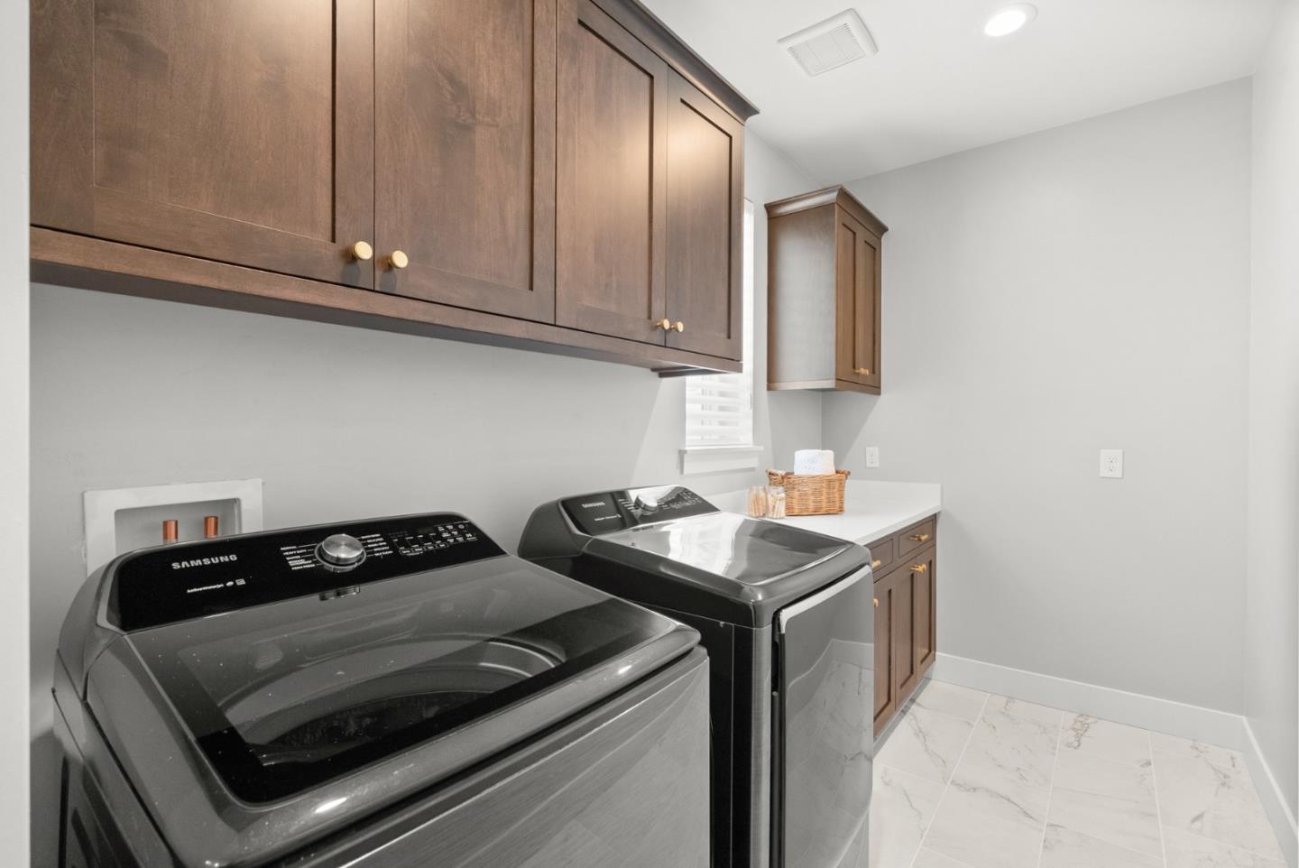 Detail Gallery Image 48 of 70 For 709 Valonia Oak Ter, Sunnyvale,  CA 94086 - 4 Beds | 4/1 Baths