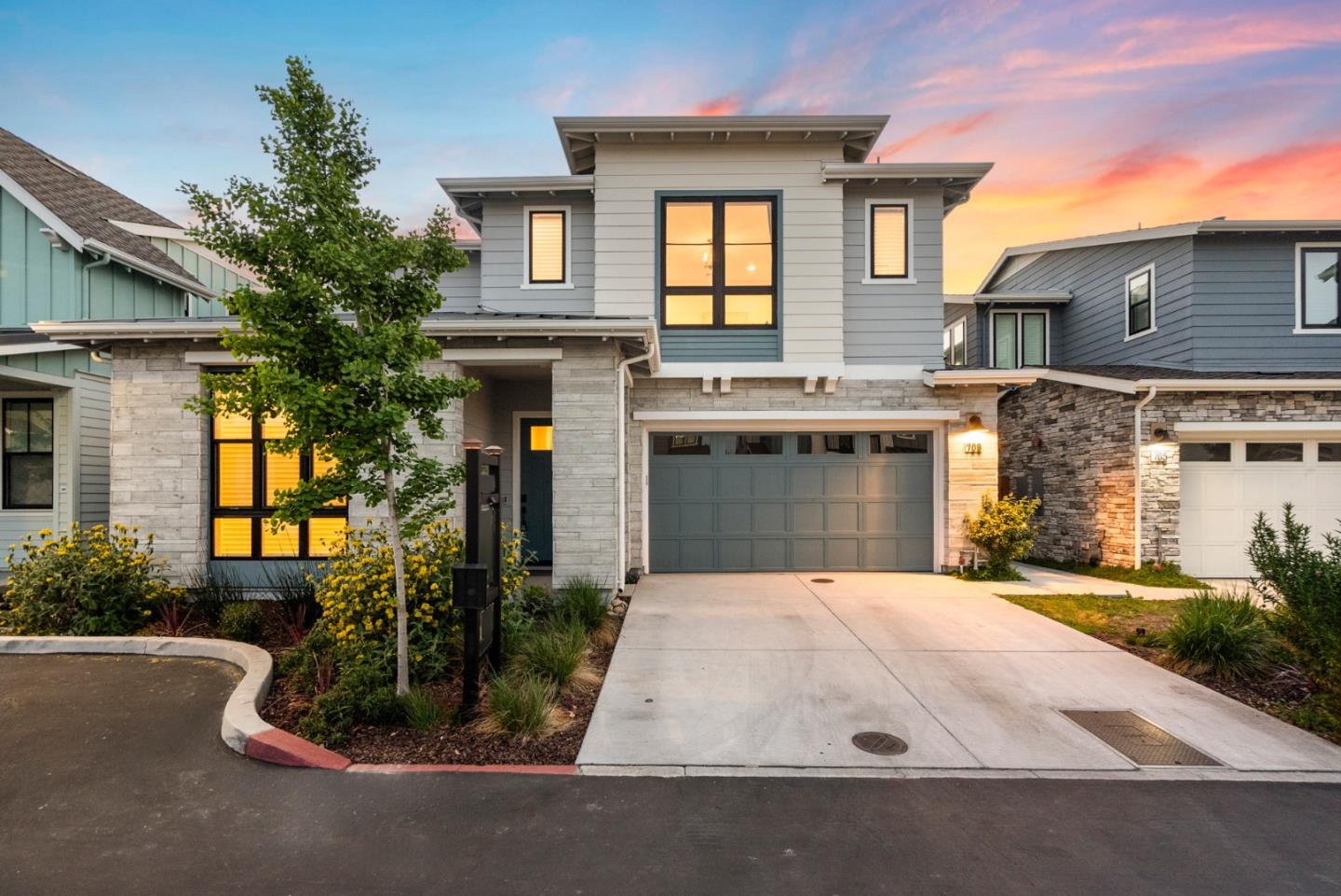 Detail Gallery Image 6 of 70 For 709 Valonia Oak Ter, Sunnyvale,  CA 94086 - 4 Beds | 4/1 Baths