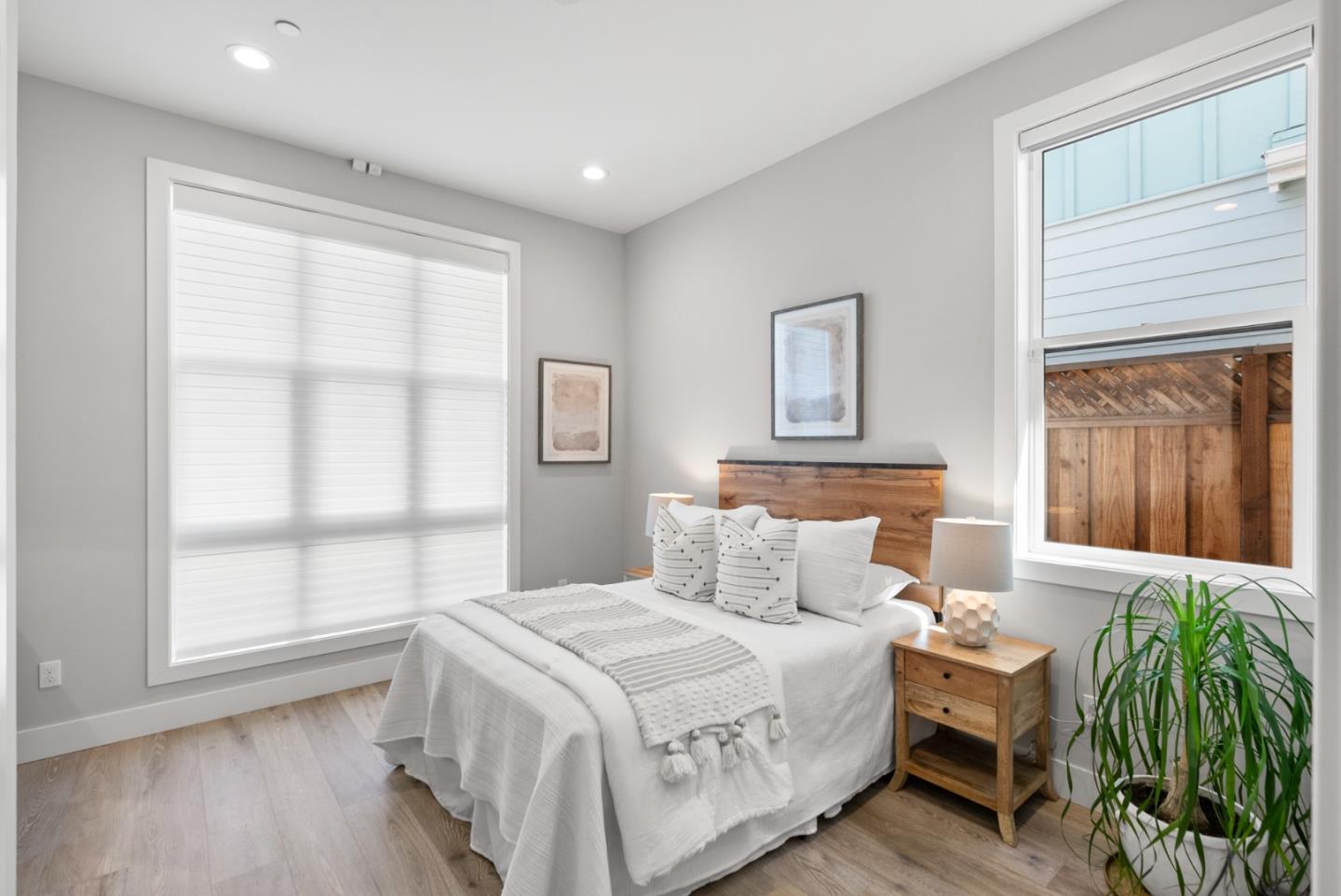 Detail Gallery Image 8 of 70 For 709 Valonia Oak Ter, Sunnyvale,  CA 94086 - 4 Beds | 4/1 Baths