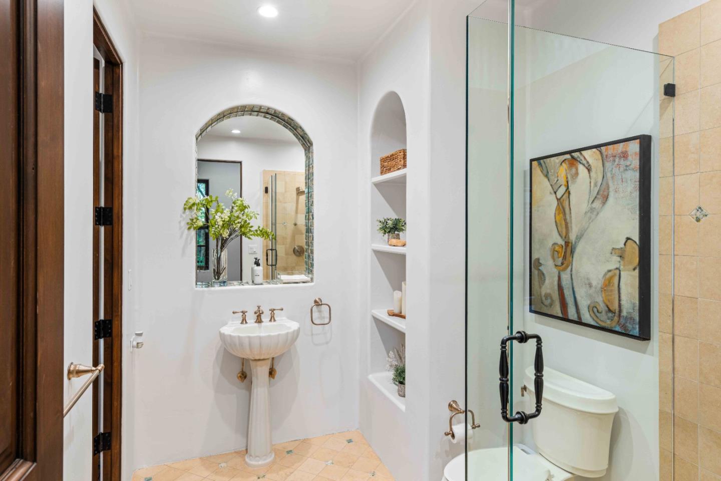 Detail Gallery Image 16 of 35 For 1932 Emerson St, Palo Alto,  CA 94301 - 6 Beds | 6 Baths