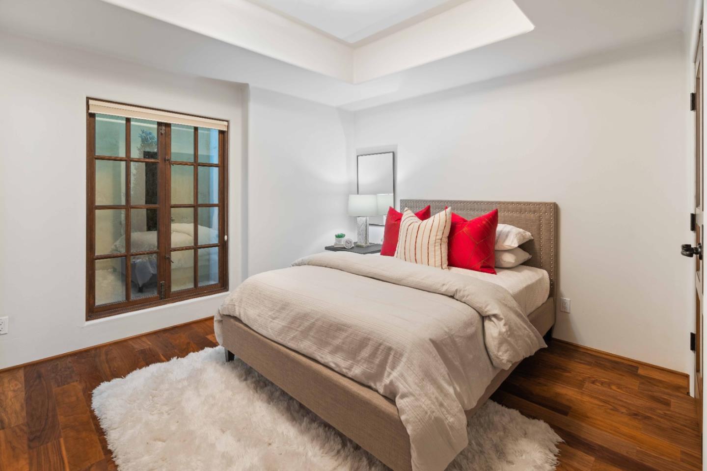 Detail Gallery Image 29 of 35 For 1932 Emerson St, Palo Alto,  CA 94301 - 6 Beds | 6 Baths