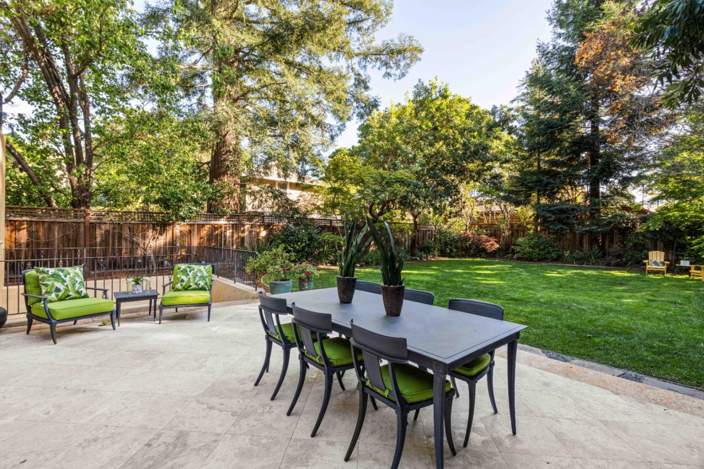 Detail Gallery Image 33 of 35 For 1932 Emerson St, Palo Alto,  CA 94301 - 6 Beds | 6 Baths