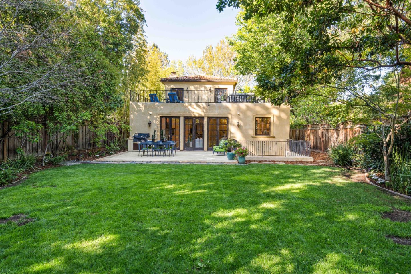 Detail Gallery Image 35 of 35 For 1932 Emerson St, Palo Alto,  CA 94301 - 6 Beds | 6 Baths