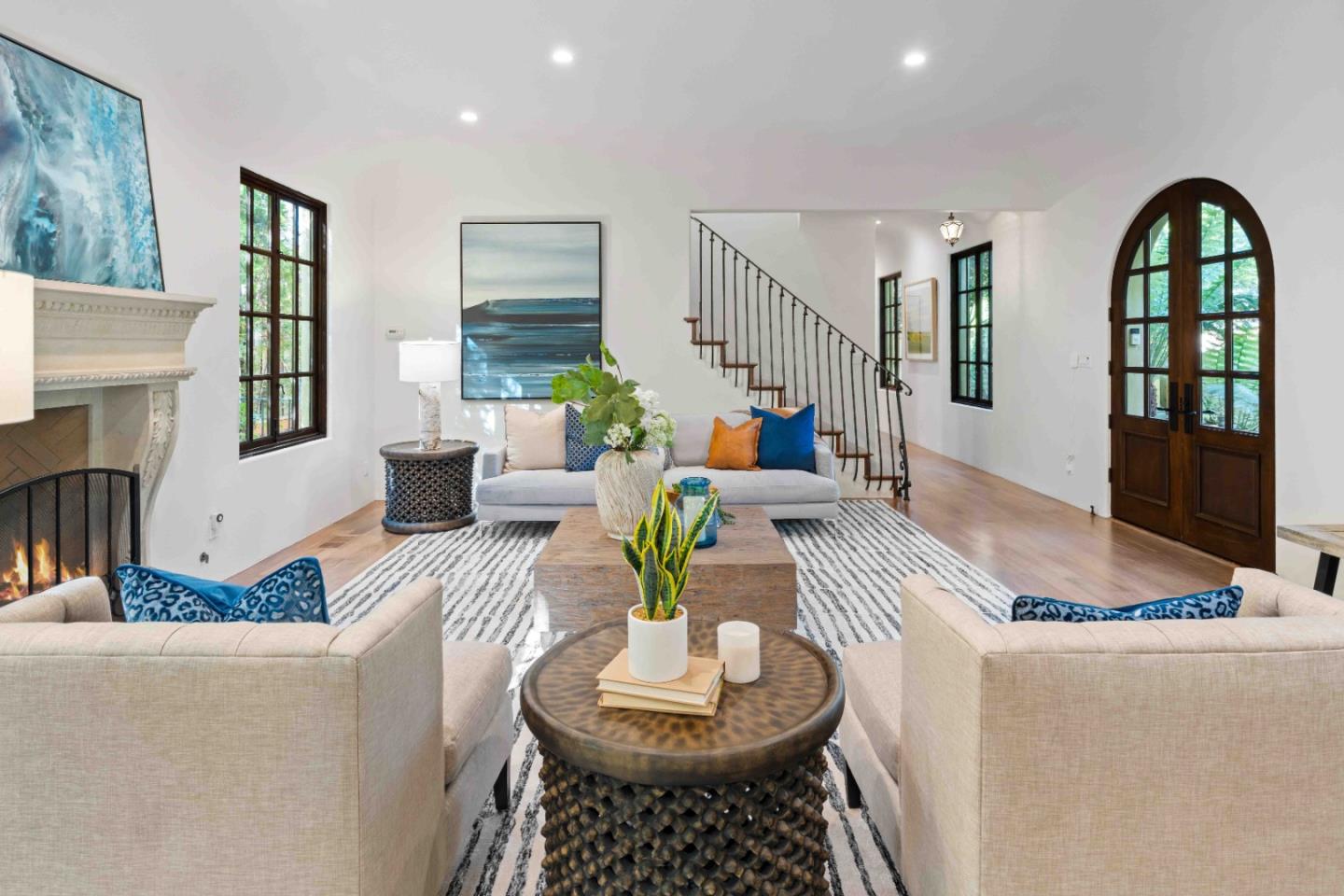 Detail Gallery Image 8 of 35 For 1932 Emerson St, Palo Alto,  CA 94301 - 6 Beds | 6 Baths