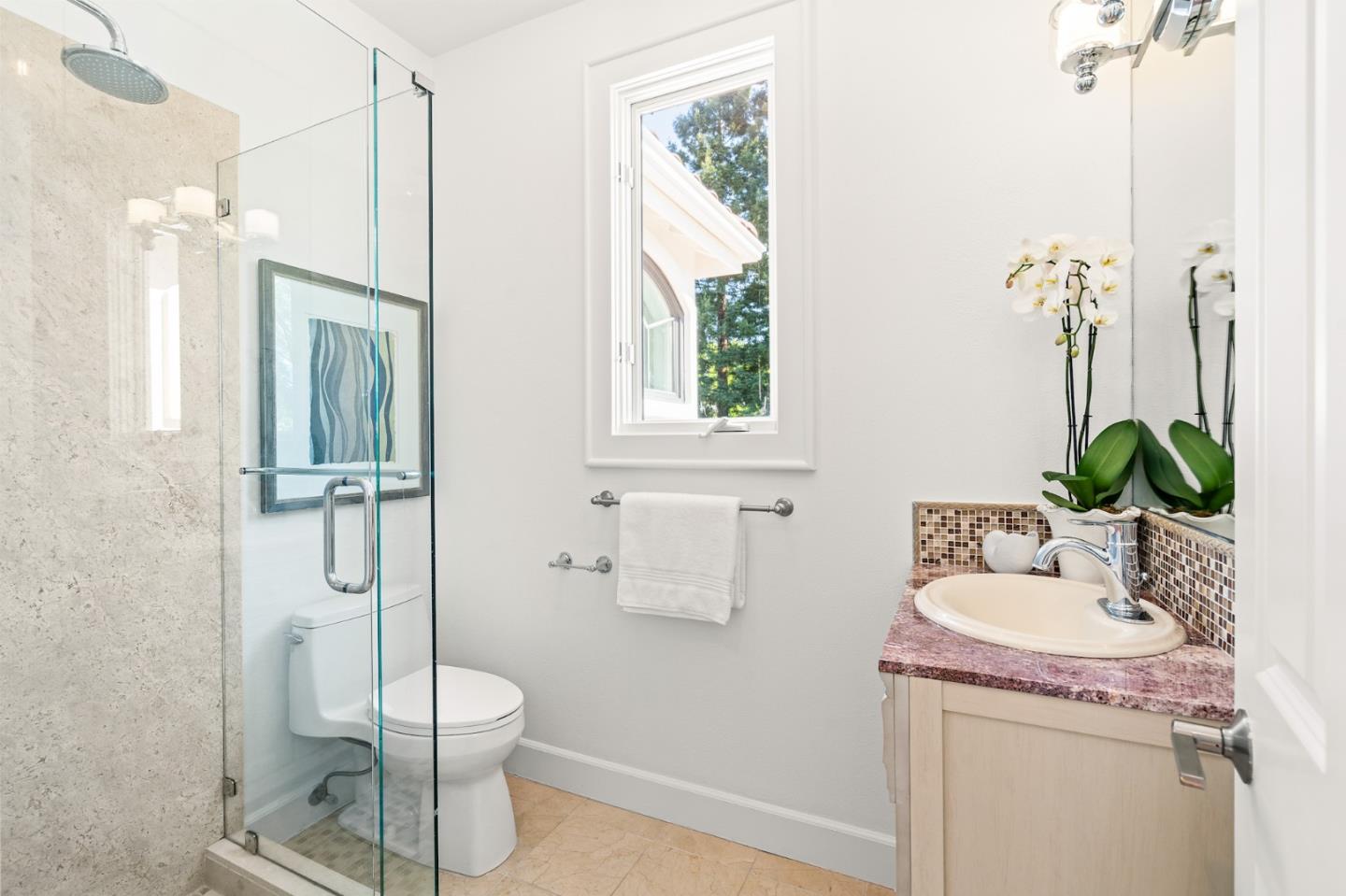 Detail Gallery Image 61 of 109 For 6 Zachary Ct, Menlo Park,  CA 94025 - 4 Beds | 4 Baths