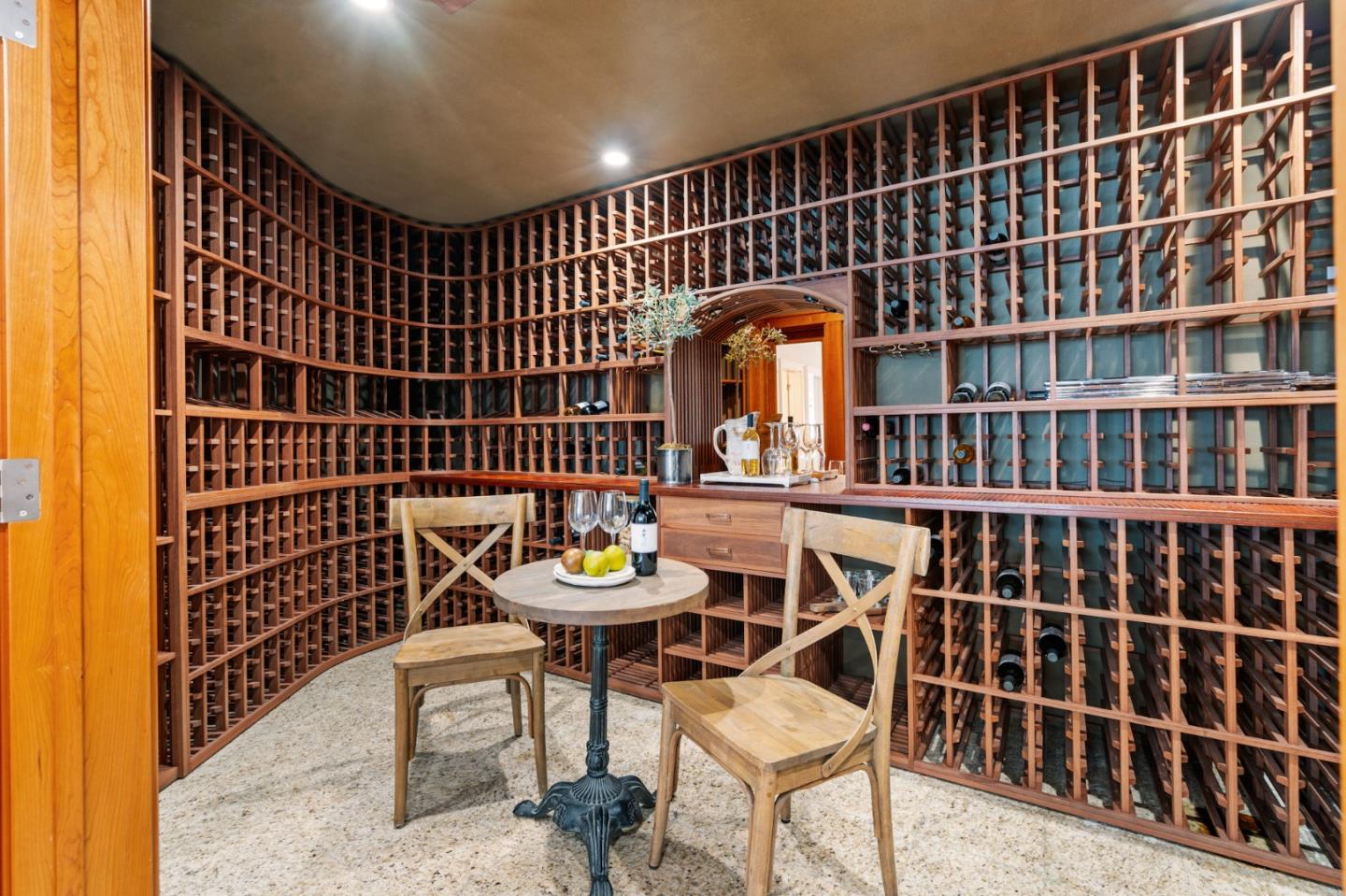 Detail Gallery Image 69 of 109 For 6 Zachary Ct, Menlo Park,  CA 94025 - 4 Beds | 4 Baths