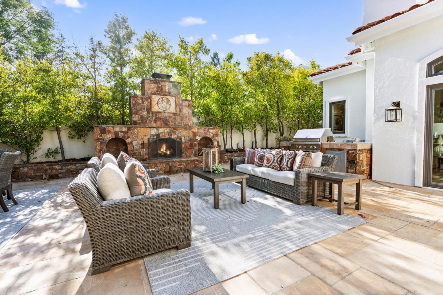 Detail Gallery Image 87 of 109 For 6 Zachary Ct, Menlo Park,  CA 94025 - 4 Beds | 4 Baths
