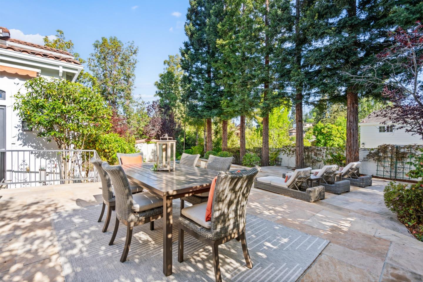 Detail Gallery Image 91 of 109 For 6 Zachary Ct, Menlo Park,  CA 94025 - 4 Beds | 4 Baths