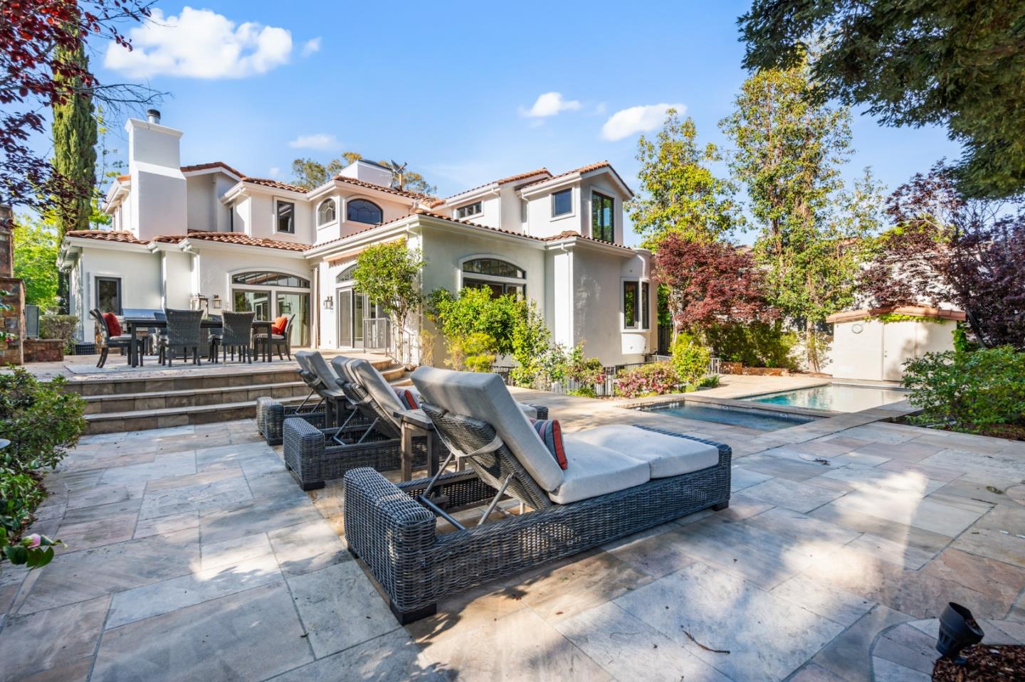Detail Gallery Image 93 of 109 For 6 Zachary Ct, Menlo Park,  CA 94025 - 4 Beds | 4 Baths