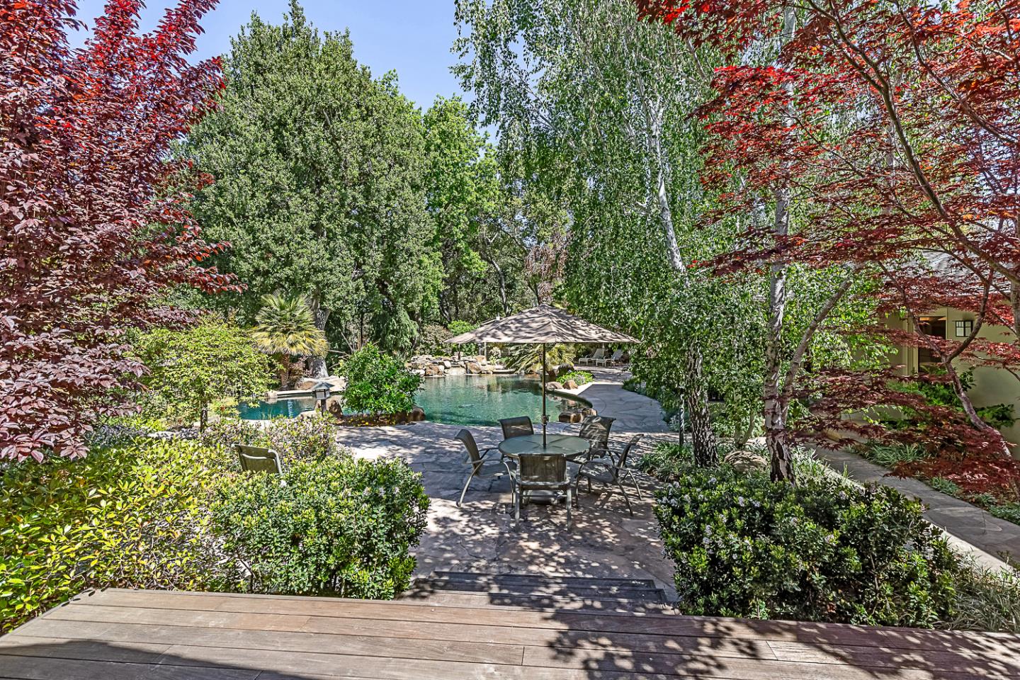 Detail Gallery Image 22 of 64 For 11525 Old Ranch Ln, Los Altos,  CA 94024 - 4 Beds | 3/1 Baths