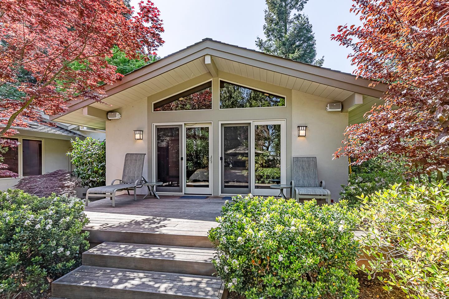 Detail Gallery Image 25 of 64 For 11525 Old Ranch Ln, Los Altos,  CA 94024 - 4 Beds | 3/1 Baths