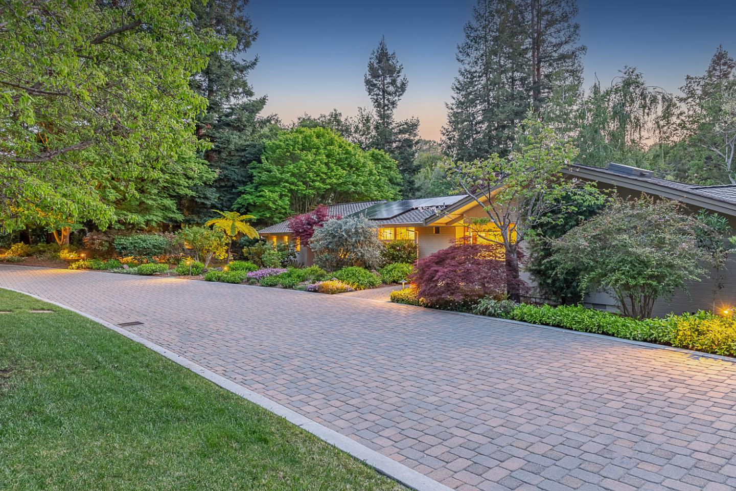 Detail Gallery Image 3 of 64 For 11525 Old Ranch Ln, Los Altos,  CA 94024 - 4 Beds | 3/1 Baths
