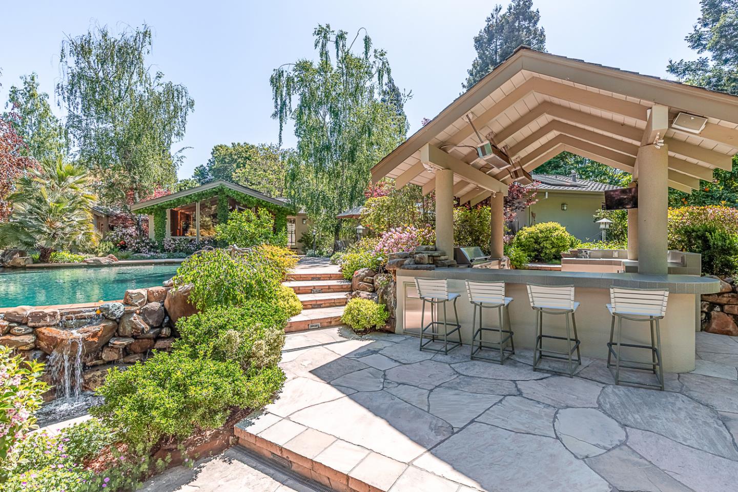 Detail Gallery Image 49 of 64 For 11525 Old Ranch Ln, Los Altos,  CA 94024 - 4 Beds | 3/1 Baths