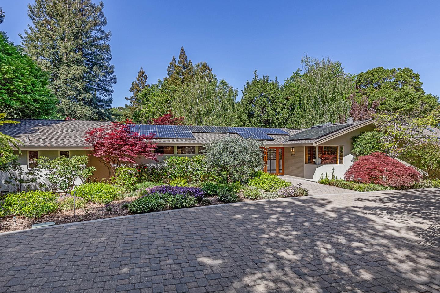 Detail Gallery Image 5 of 64 For 11525 Old Ranch Ln, Los Altos,  CA 94024 - 4 Beds | 3/1 Baths
