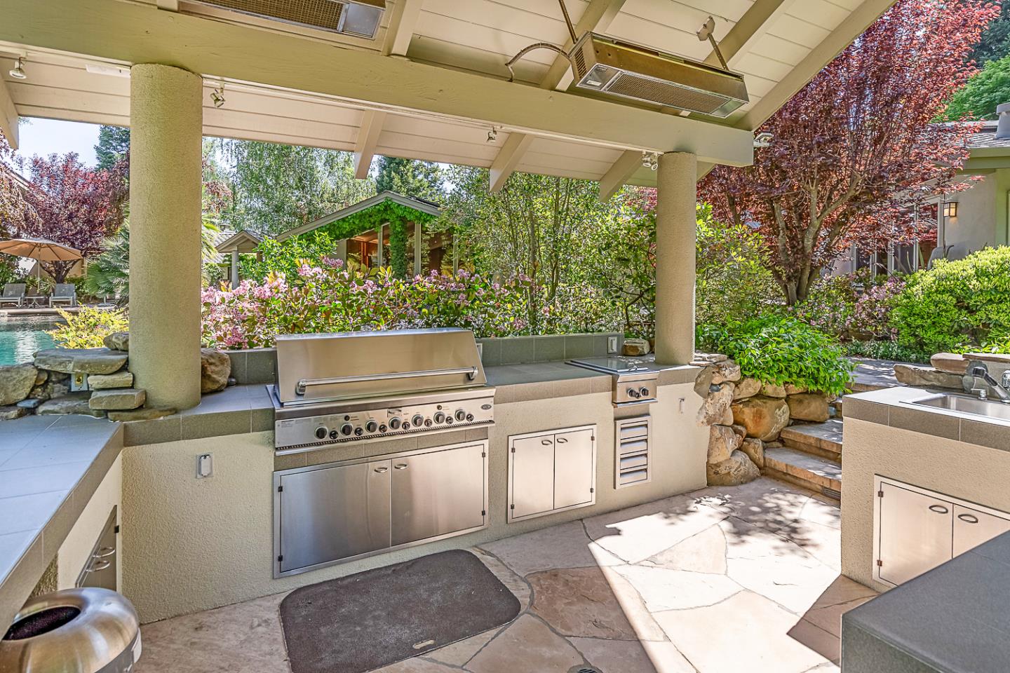 Detail Gallery Image 51 of 64 For 11525 Old Ranch Ln, Los Altos,  CA 94024 - 4 Beds | 3/1 Baths