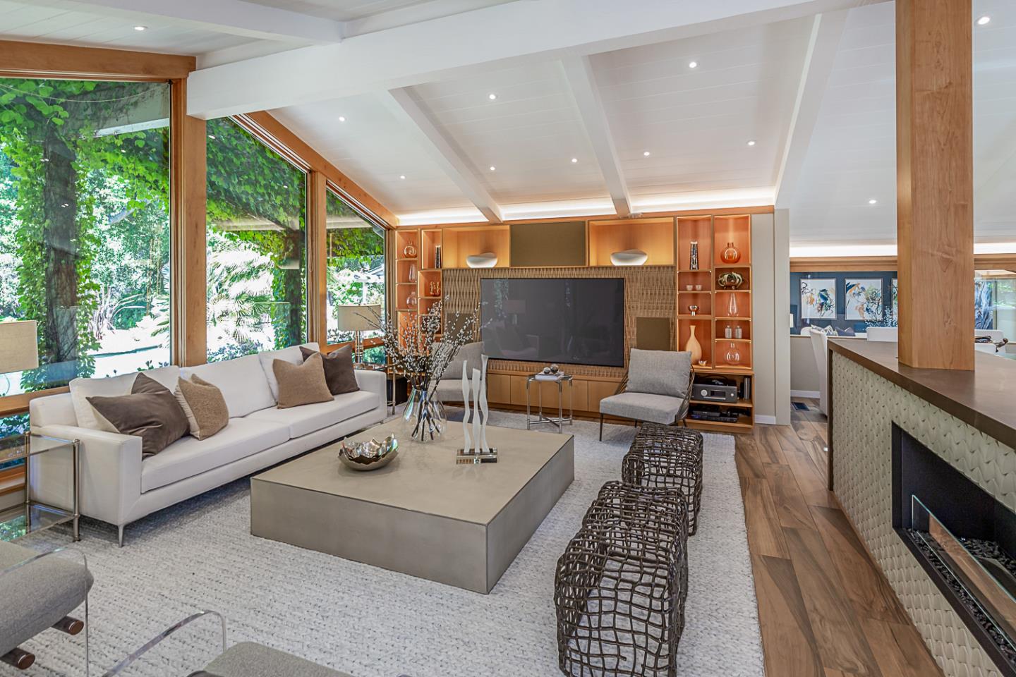 Detail Gallery Image 8 of 64 For 11525 Old Ranch Ln, Los Altos,  CA 94024 - 4 Beds | 3/1 Baths