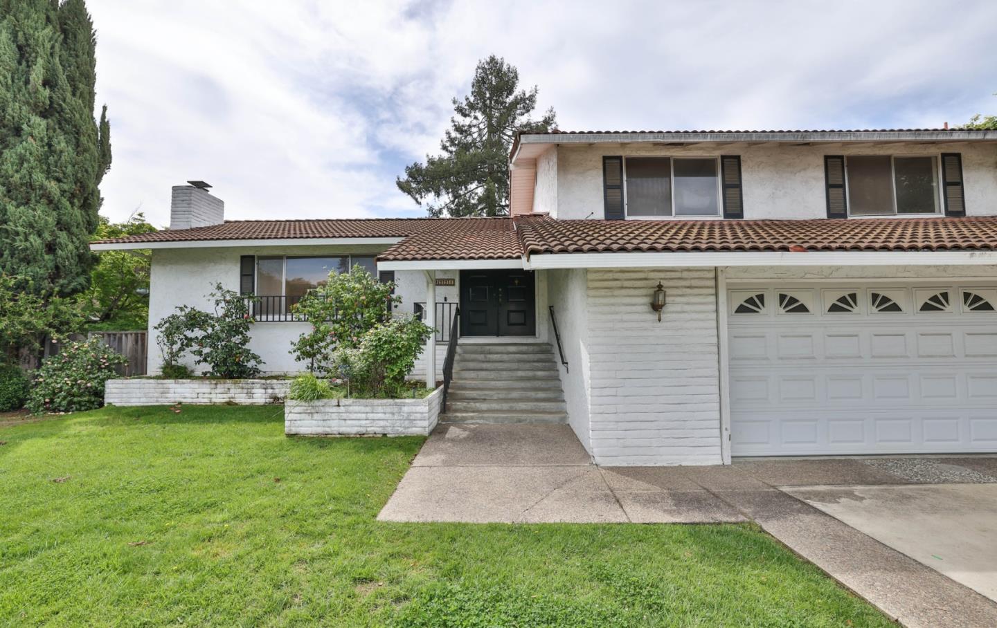 Detail Gallery Image 2 of 21 For 20774 Meadow Oak Rd, Saratoga,  CA 95070 - 4 Beds | 3 Baths