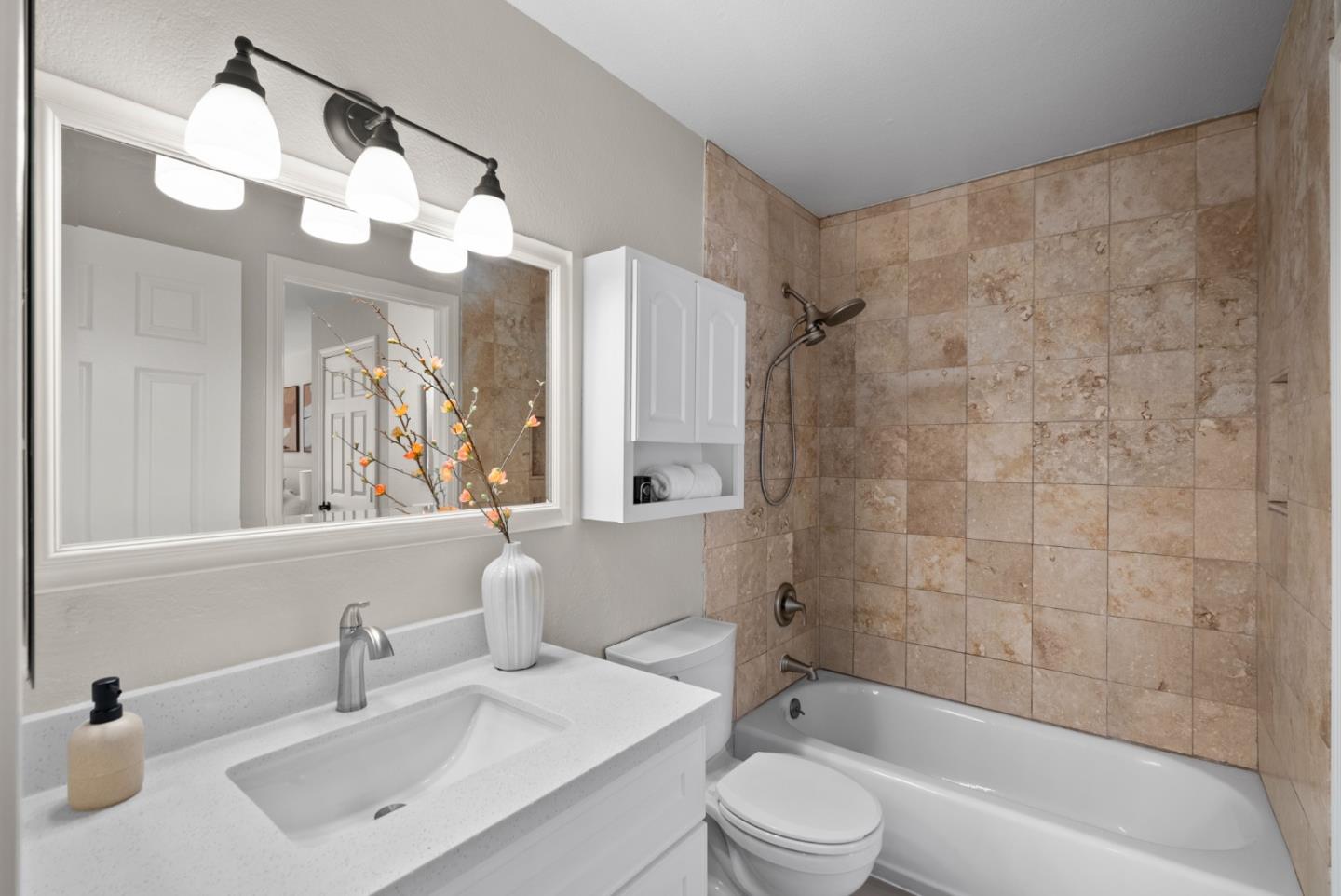 Detail Gallery Image 21 of 44 For 405 Colony Knoll Dr, San Jose,  CA 95123 - 3 Beds | 1/1 Baths