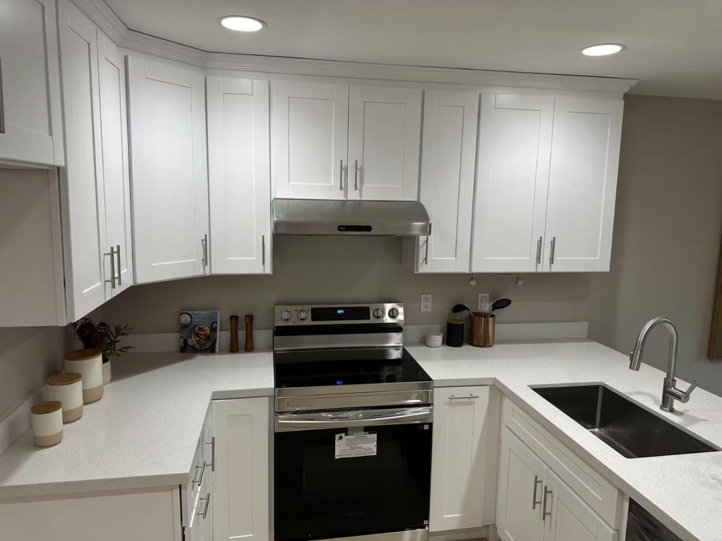 Detail Gallery Image 34 of 44 For 405 Colony Knoll Dr, San Jose,  CA 95123 - 3 Beds | 1/1 Baths