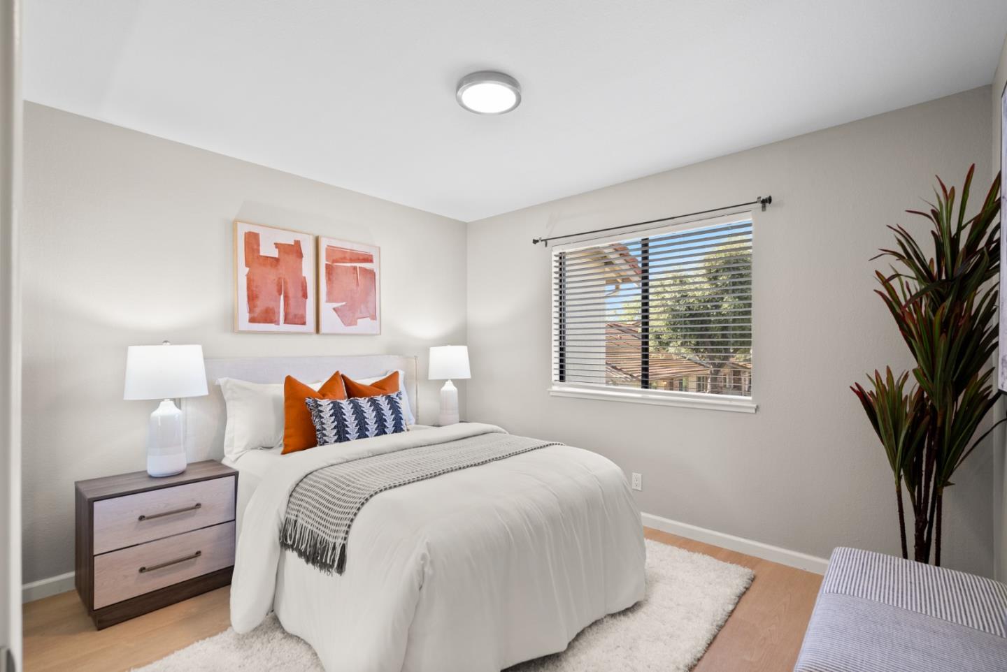 Detail Gallery Image 6 of 44 For 405 Colony Knoll Dr, San Jose,  CA 95123 - 3 Beds | 1/1 Baths