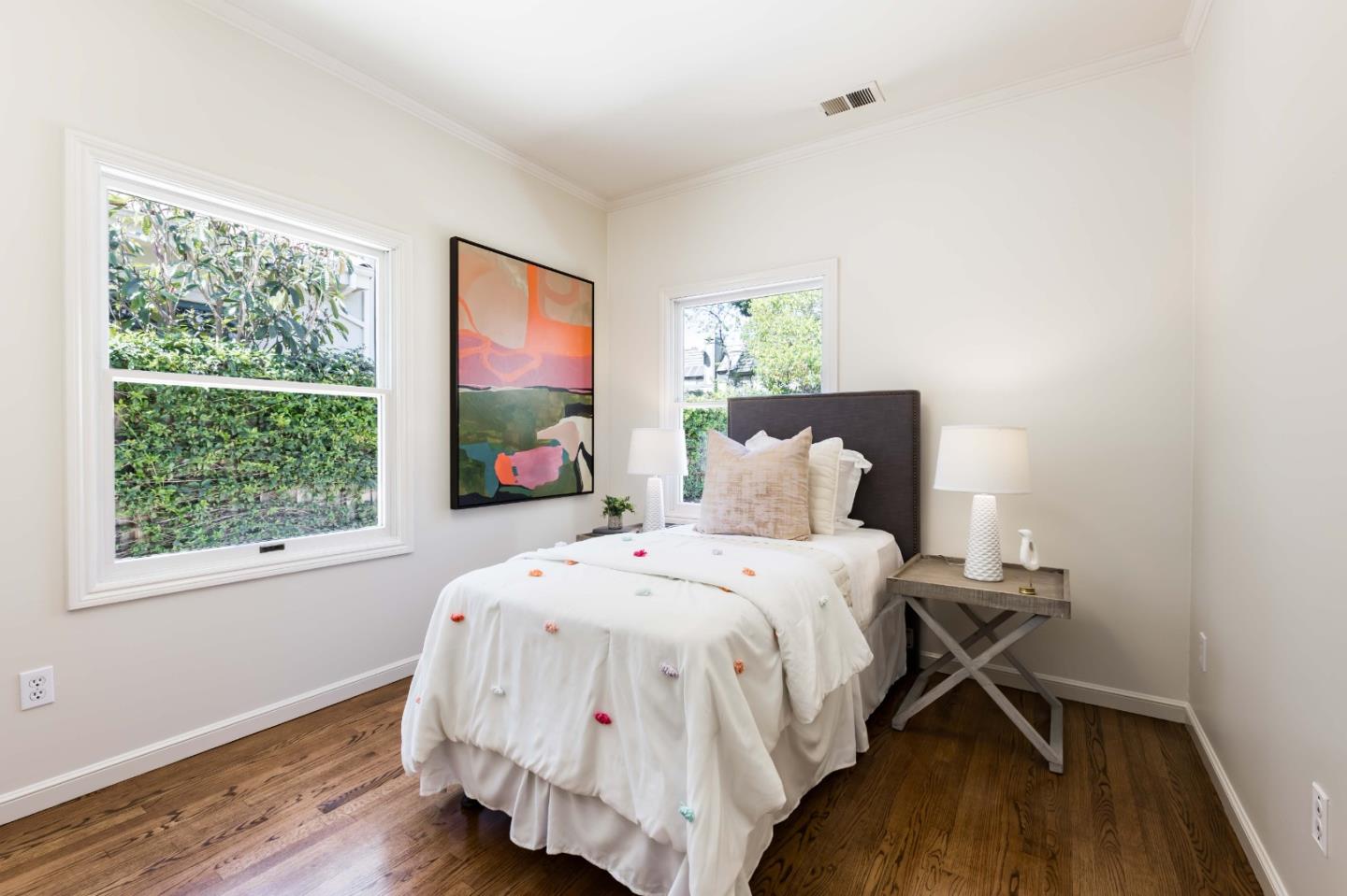 Detail Gallery Image 10 of 28 For 119 Kellogg Ave, Palo Alto,  CA 94301 - 5 Beds | 3 Baths