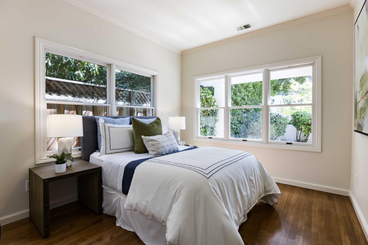 Detail Gallery Image 11 of 28 For 119 Kellogg Ave, Palo Alto,  CA 94301 - 5 Beds | 3 Baths