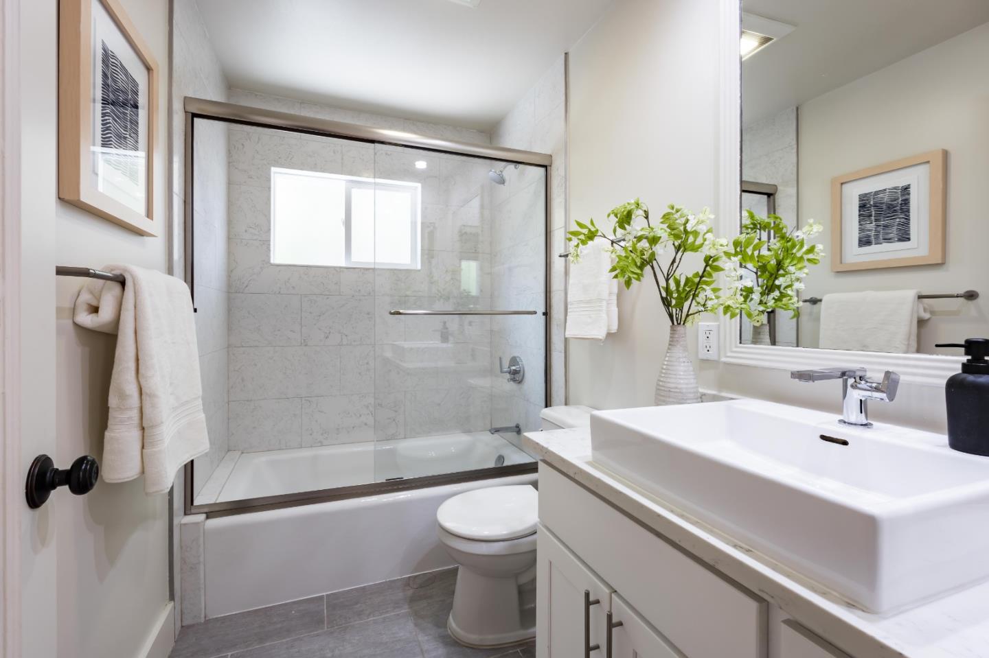 Detail Gallery Image 23 of 28 For 119 Kellogg Ave, Palo Alto,  CA 94301 - 5 Beds | 3 Baths