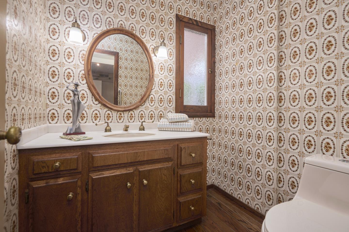 Detail Gallery Image 24 of 49 For 83 Nevada St, Redwood City,  CA 94062 - 3 Beds | 2/1 Baths