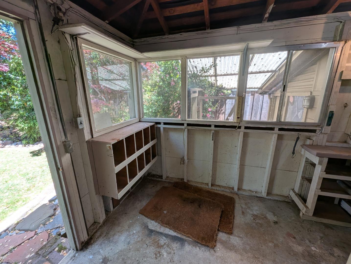 Detail Gallery Image 35 of 49 For 83 Nevada St, Redwood City,  CA 94062 - 3 Beds | 2/1 Baths
