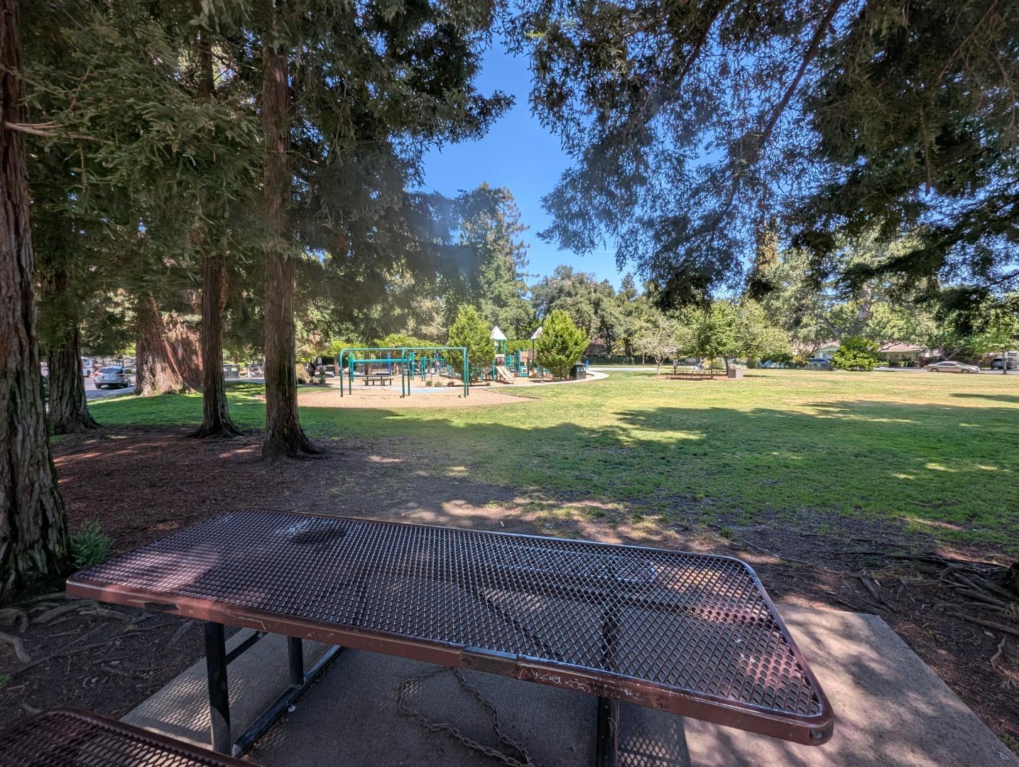 Detail Gallery Image 51 of 63 For 83 Nevada St, Redwood City,  CA 94062 - 3 Beds | 2/1 Baths