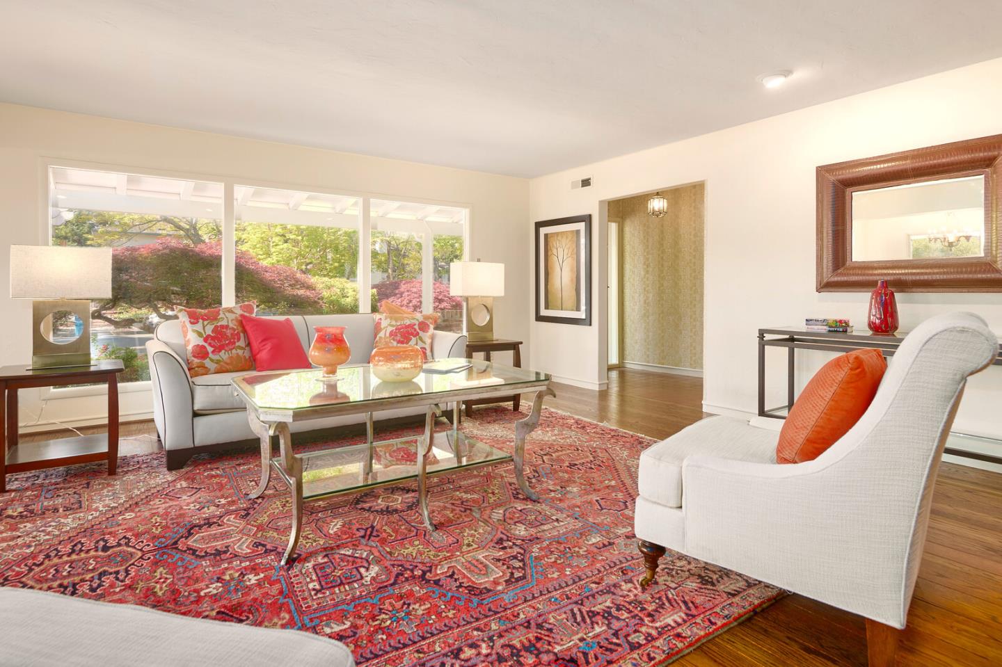 Detail Gallery Image 6 of 49 For 83 Nevada St, Redwood City,  CA 94062 - 3 Beds | 2/1 Baths