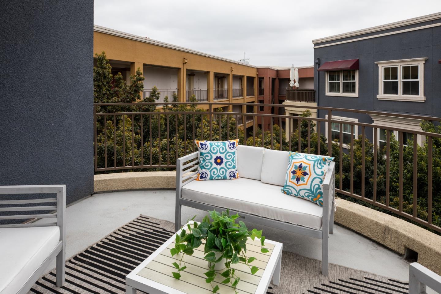Detail Gallery Image 23 of 36 For 809 Auzerais Ave #407,  San Jose,  CA 95126 - 3 Beds | 2 Baths