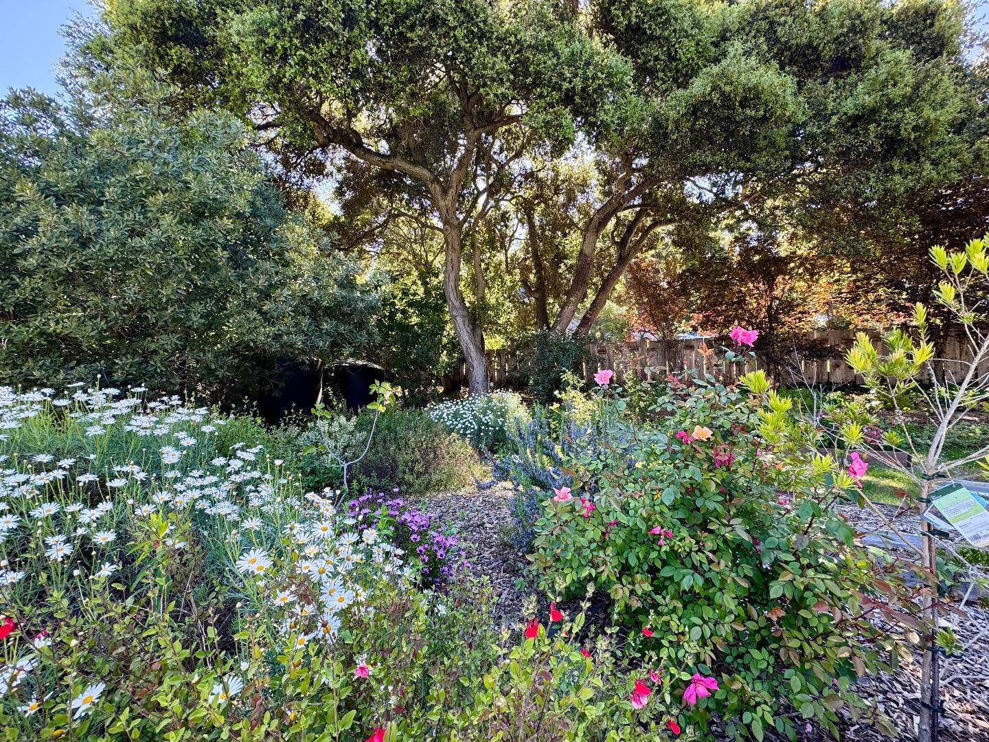 Detail Gallery Image 31 of 32 For 42 Upper Circle, Carmel Valley,  CA 93924 - 3 Beds | 2 Baths