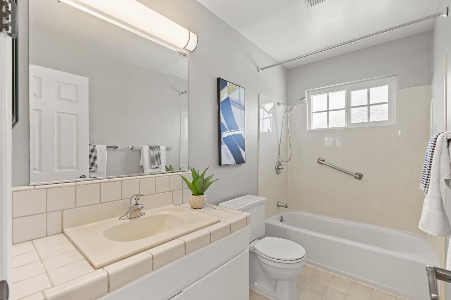 Detail Gallery Image 17 of 27 For 1641 Provincetown Dr, San Jose,  CA 95129 - 3 Beds | 3 Baths