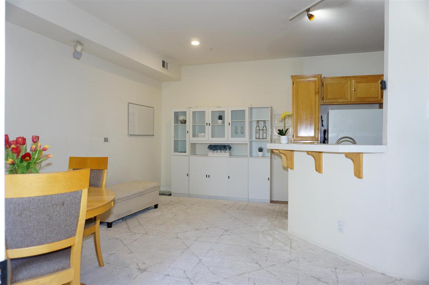 Detail Gallery Image 14 of 26 For 3310 City Lights Pl, San Jose,  CA 95136 - 1 Beds | 1/1 Baths