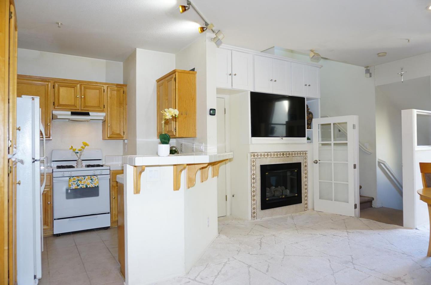 Detail Gallery Image 7 of 26 For 3310 City Lights Pl, San Jose,  CA 95136 - 1 Beds | 1/1 Baths