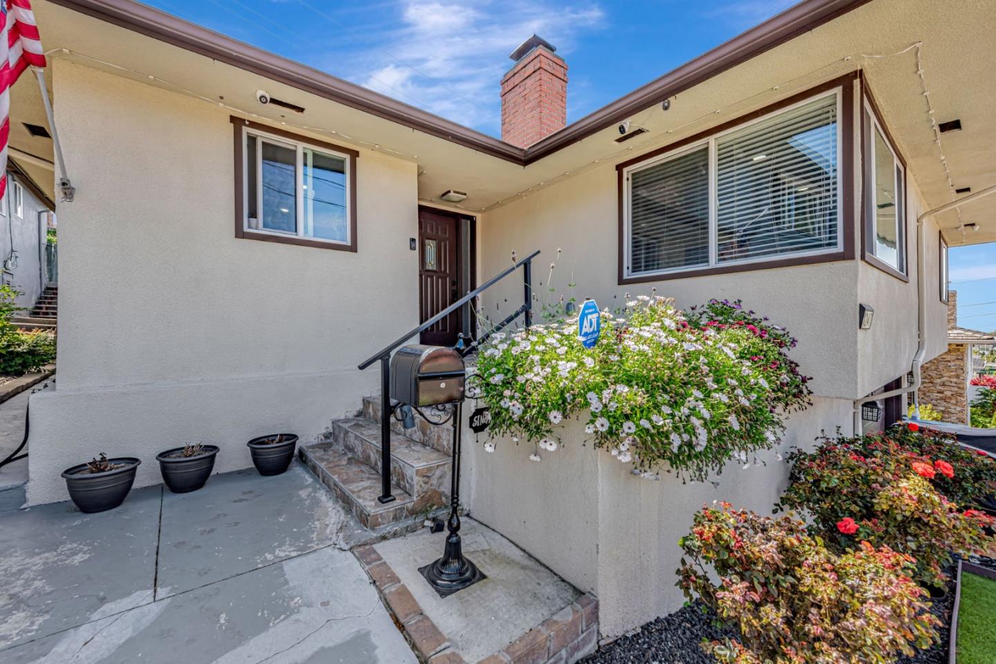 Detail Gallery Image 2 of 39 For 1247 Benedict Ct, San Leandro,  CA 94577 - 4 Beds | 3 Baths