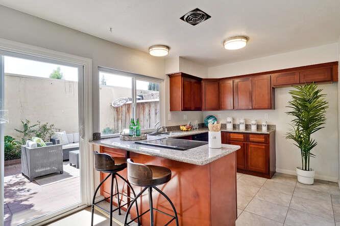 Detail Gallery Image 11 of 43 For 540 Cedro St, San Jose,  CA 95111 - 3 Beds | 1/1 Baths