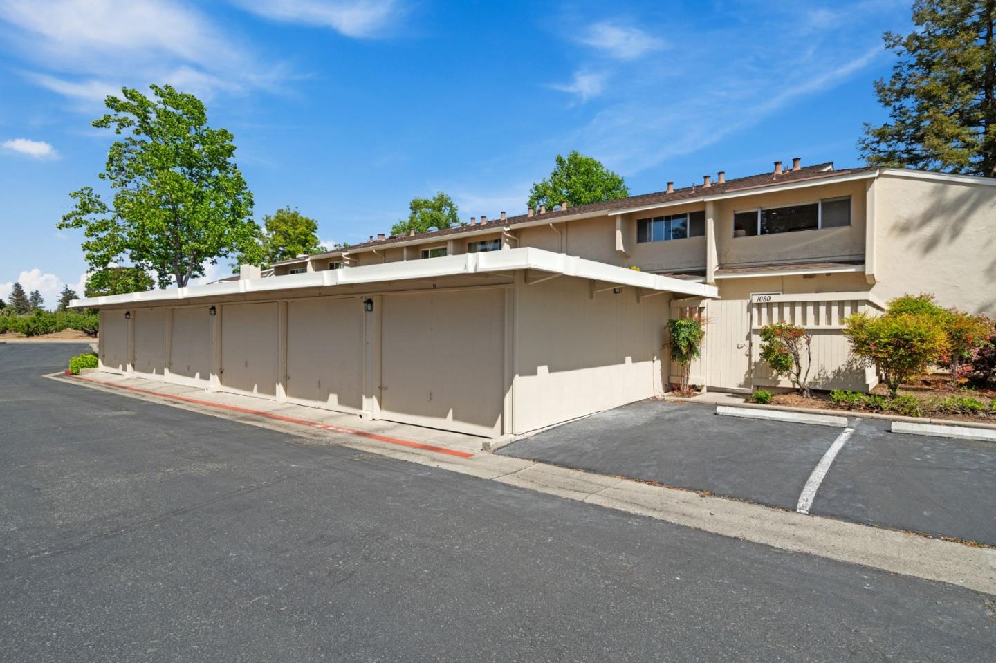 Detail Gallery Image 34 of 45 For 1080 Michelangelo Dr, Sunnyvale,  CA 94087 - 3 Beds | 2 Baths