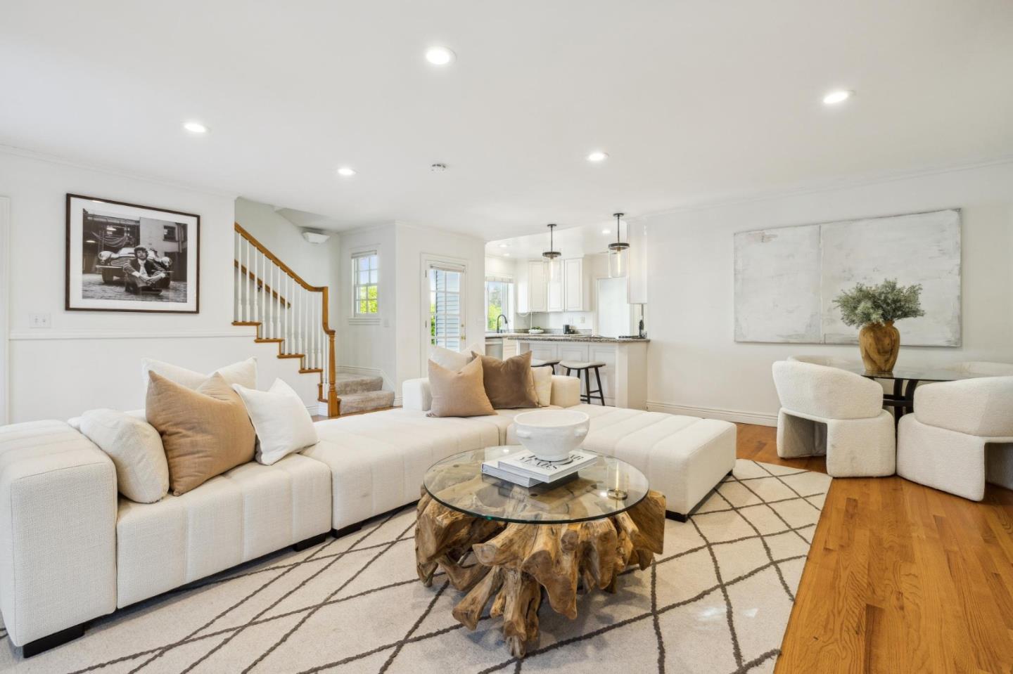 Detail Gallery Image 17 of 48 For 2149 High St, Palo Alto,  CA 94301 - 4 Beds | 3/1 Baths