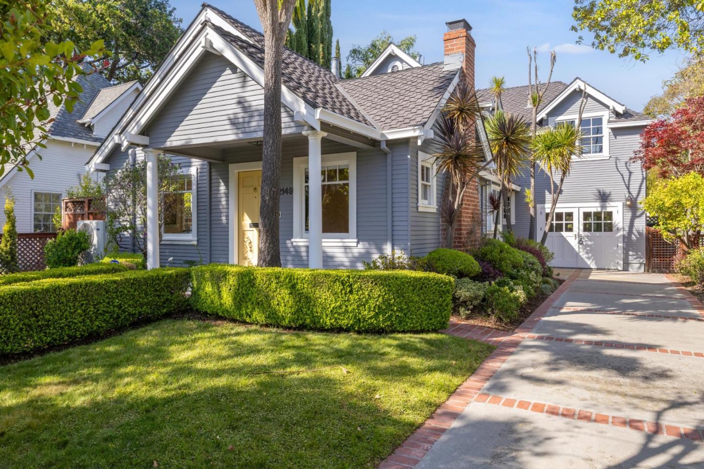 Detail Gallery Image 2 of 48 For 2149 High St, Palo Alto,  CA 94301 - 4 Beds | 3/1 Baths