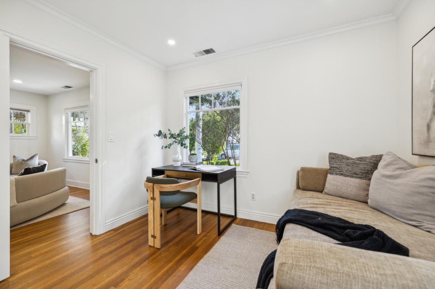 Detail Gallery Image 34 of 48 For 2149 High St, Palo Alto,  CA 94301 - 4 Beds | 3/1 Baths