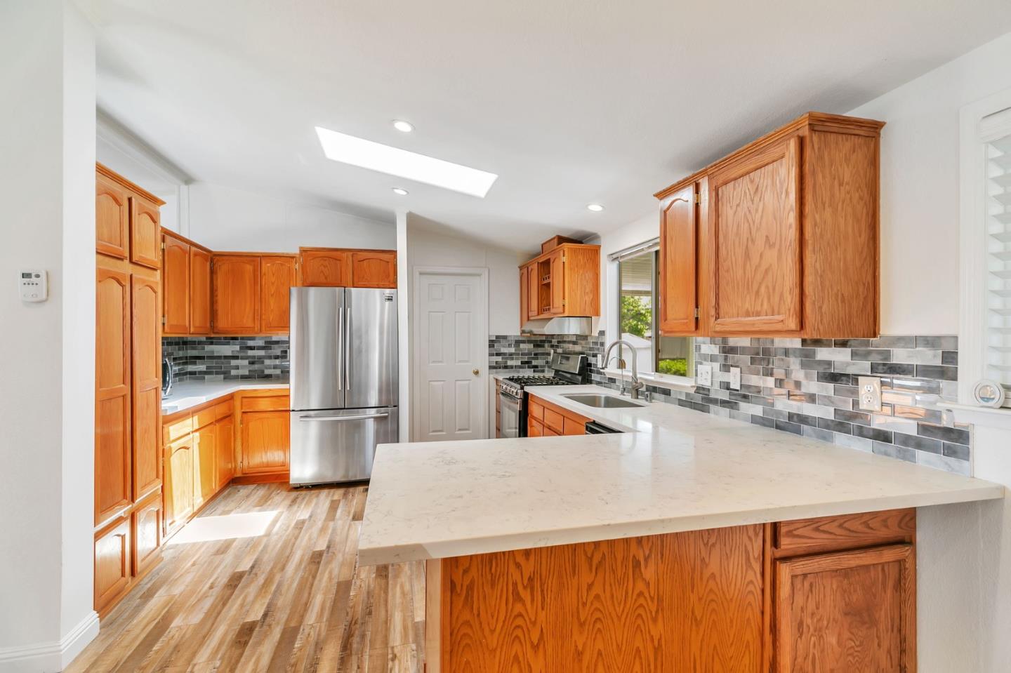 Detail Gallery Image 13 of 51 For 1220 Tasman Dr #195,  Sunnyvale,  CA 94089 - 3 Beds | 2 Baths