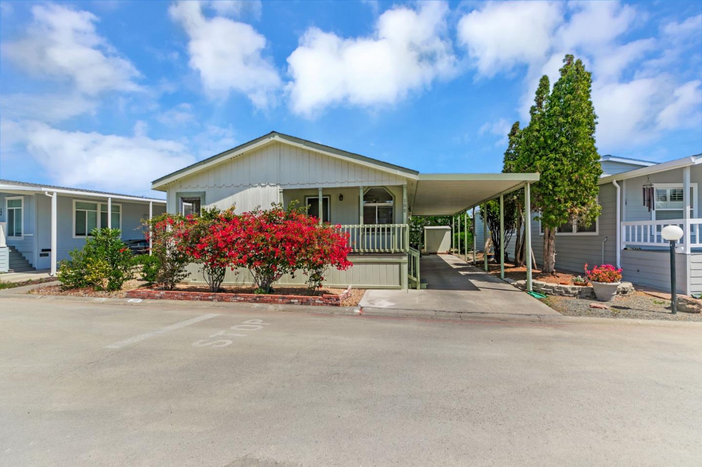Detail Gallery Image 2 of 51 For 1220 Tasman Dr #195,  Sunnyvale,  CA 94089 - 3 Beds | 2 Baths