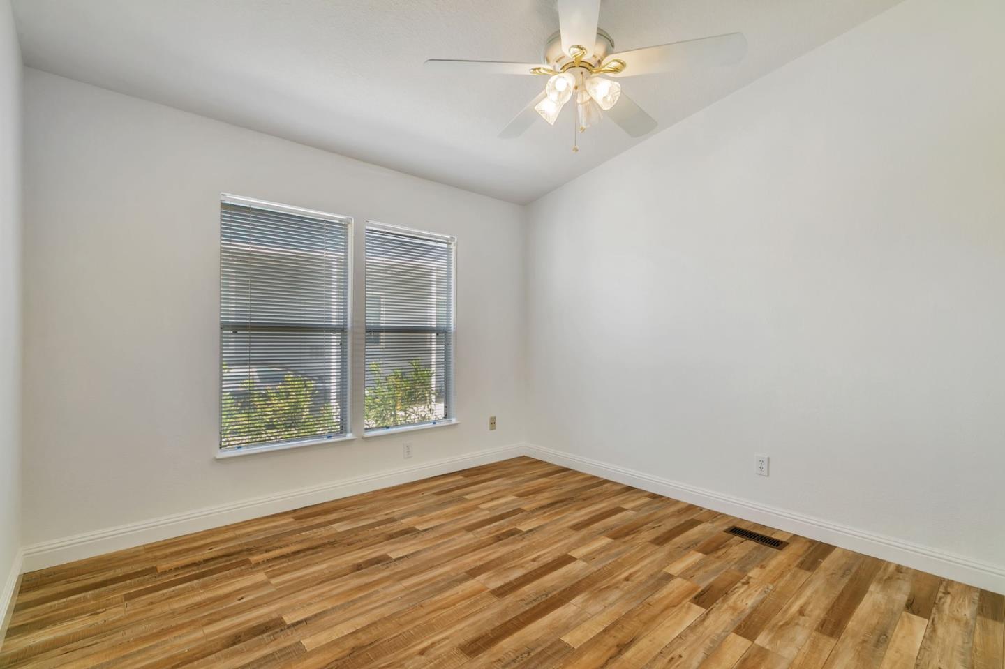 Detail Gallery Image 28 of 51 For 1220 Tasman Dr #195,  Sunnyvale,  CA 94089 - 3 Beds | 2 Baths