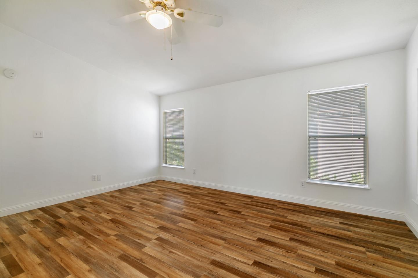 Detail Gallery Image 31 of 51 For 1220 Tasman Dr #195,  Sunnyvale,  CA 94089 - 3 Beds | 2 Baths