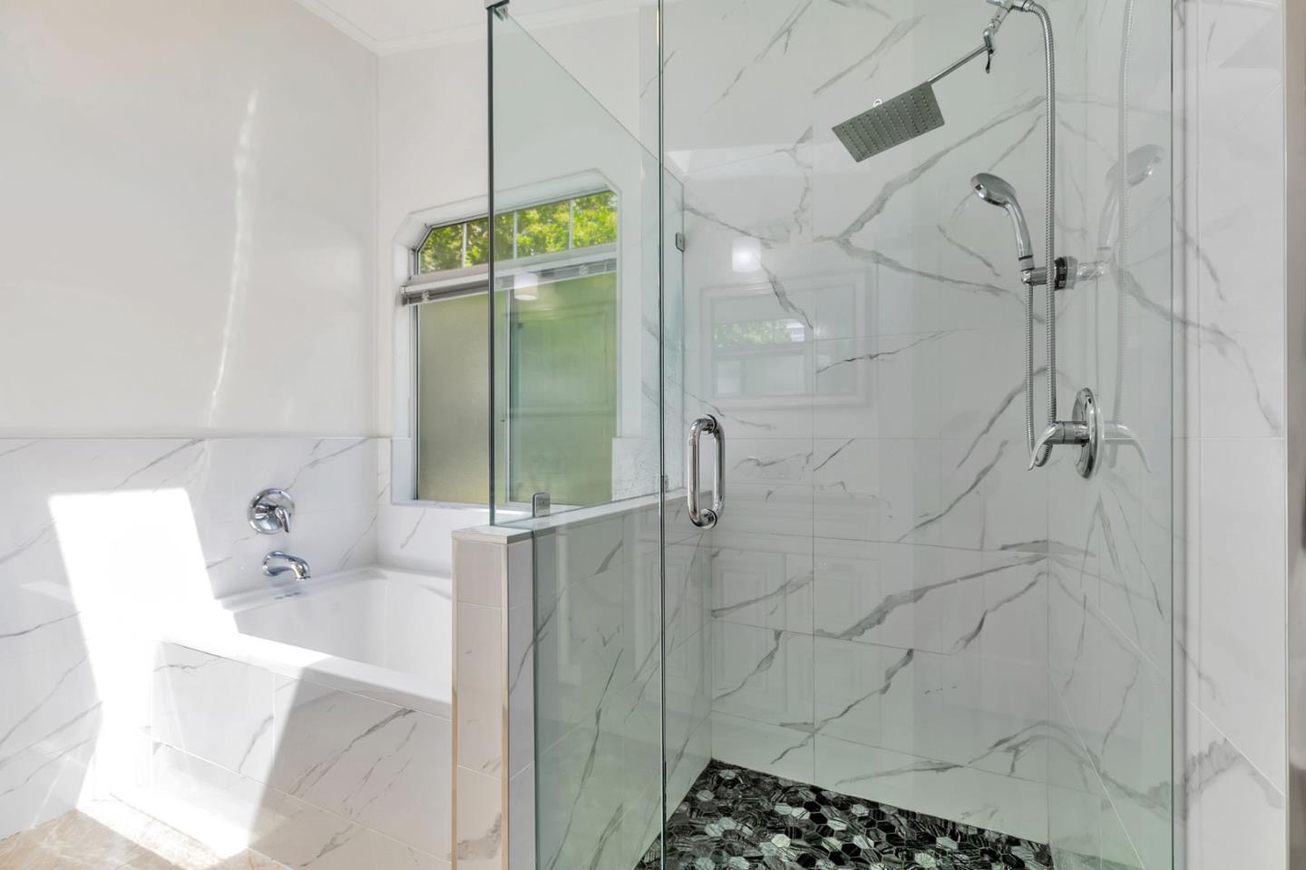 Detail Gallery Image 36 of 51 For 1220 Tasman Dr #195,  Sunnyvale,  CA 94089 - 3 Beds | 2 Baths